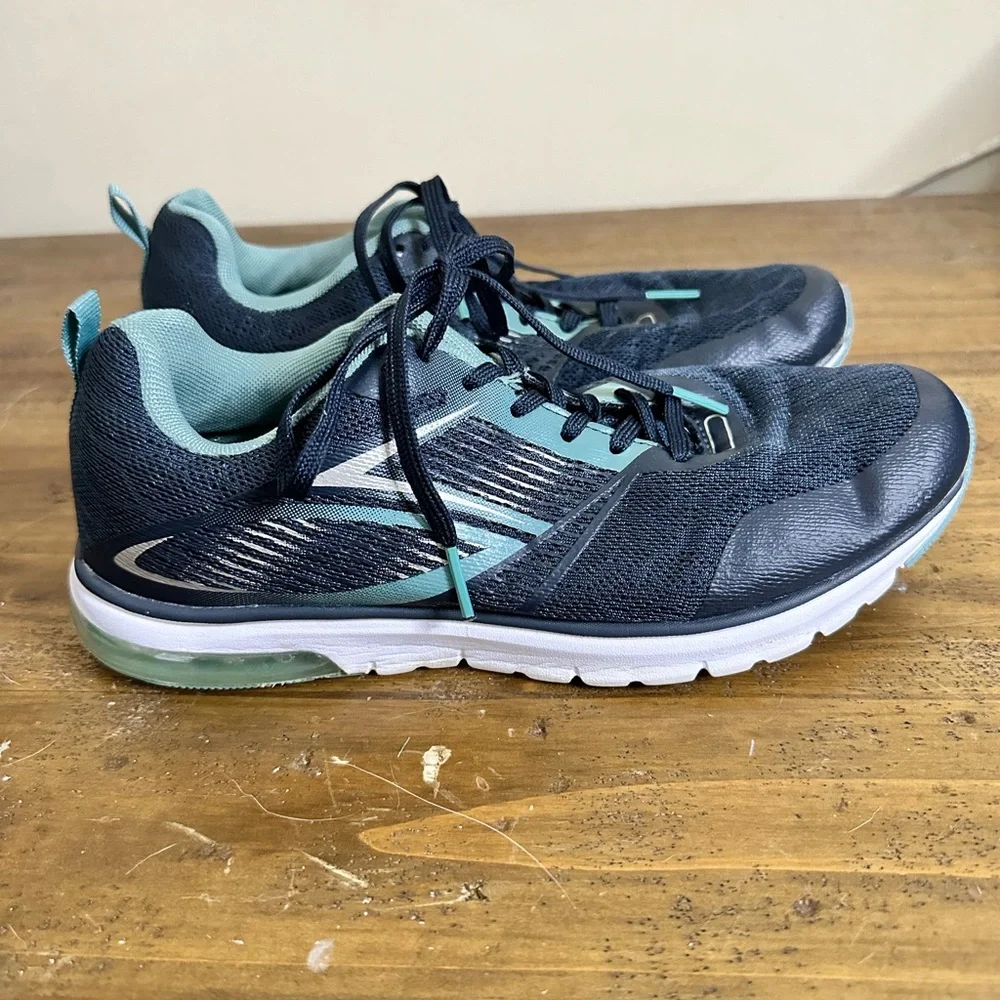 Crane Blue Fitness Trainers,size 8